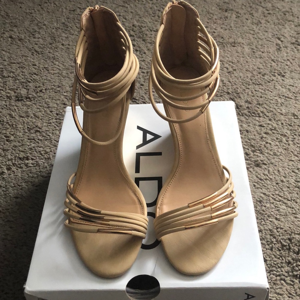 Aldo Gold strappy wedge Kealla
